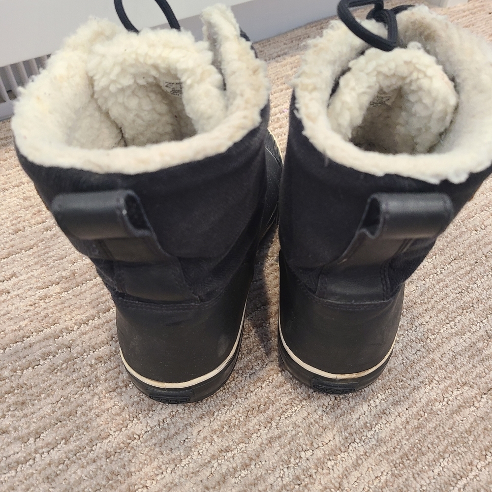Keen winter boots - Picture 3 of 8